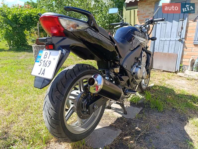 Мотоцикл Классик Honda CBF 600NА