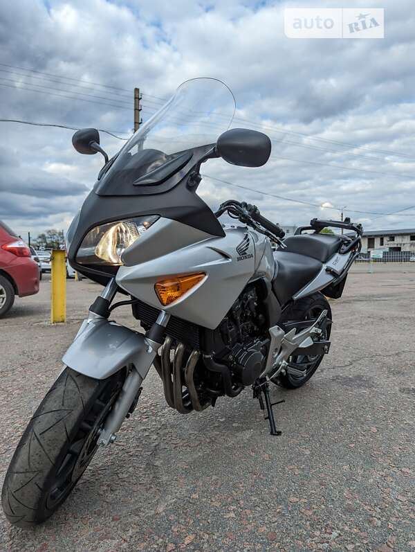 Мотоцикл Туризм Honda CBF 600S