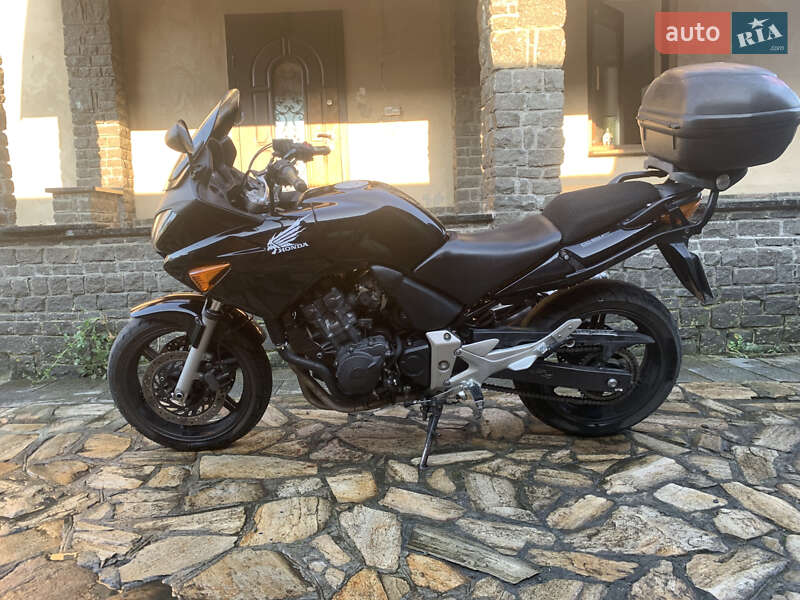 Мотоцикл Многоцелевой (All-round) Honda CBF 600S