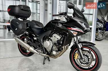 Honda CBF 600SA  2010