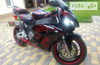 Honda CBR 1000F RR 2005