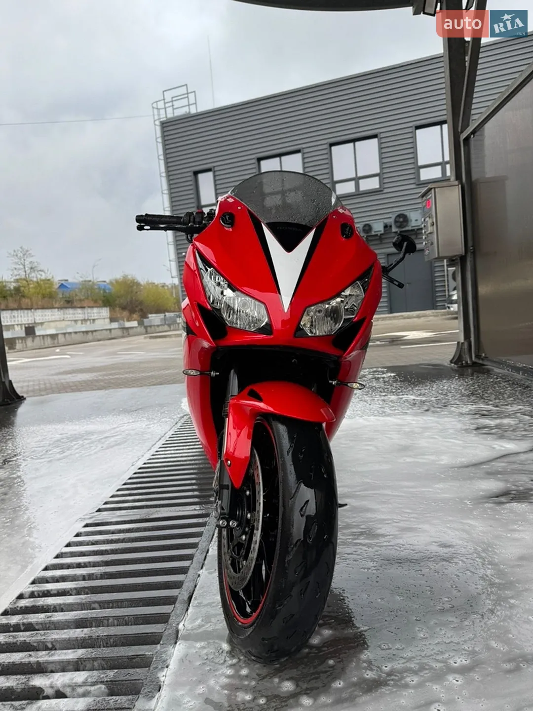 Honda CBR 1000RA 2011 VIN JH2SC59C4CK301168 фото оголошення 4 з 9