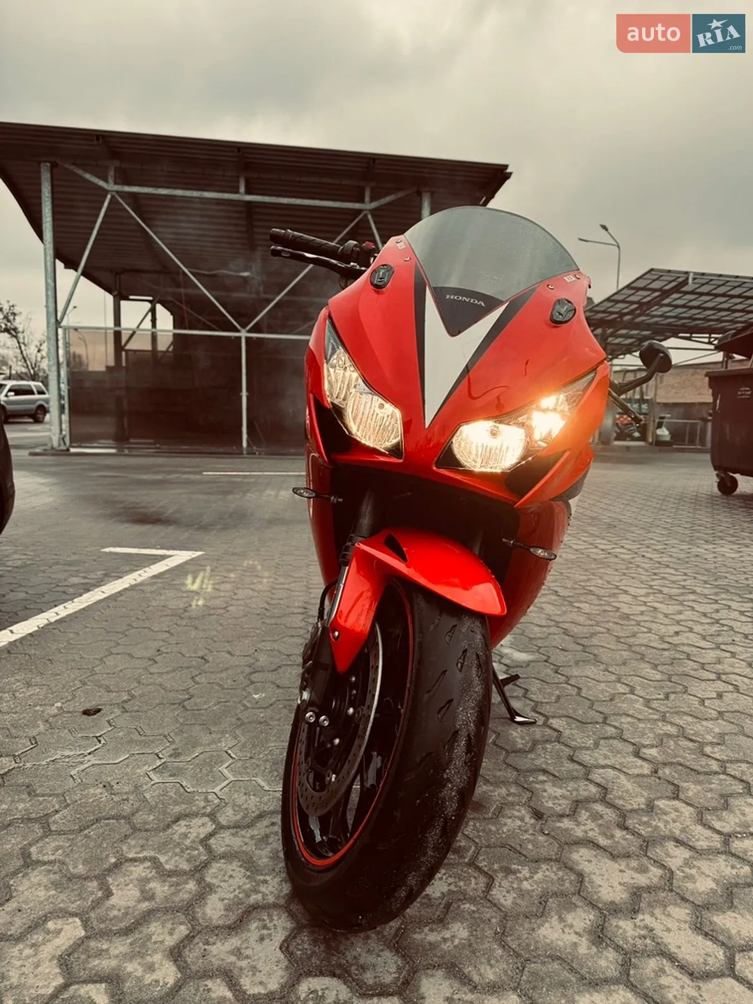 Honda CBR 1000RA 2011 VIN JH2SC59C4CK301168 фото оголошення 5 з 9