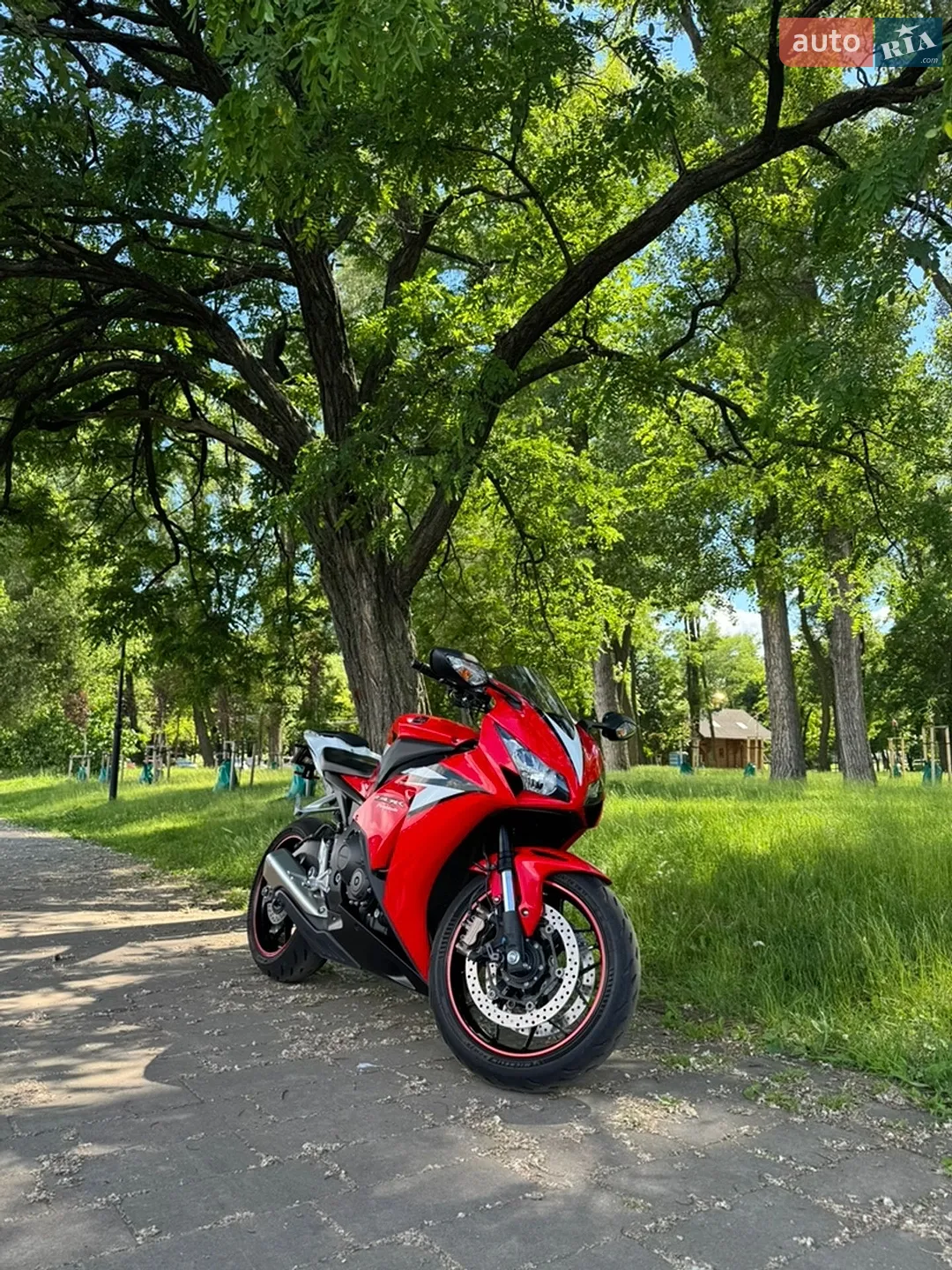 Honda CBR 1000RA 2011 VIN JH2SC59C4CK301168 фото оголошення 8 з 9