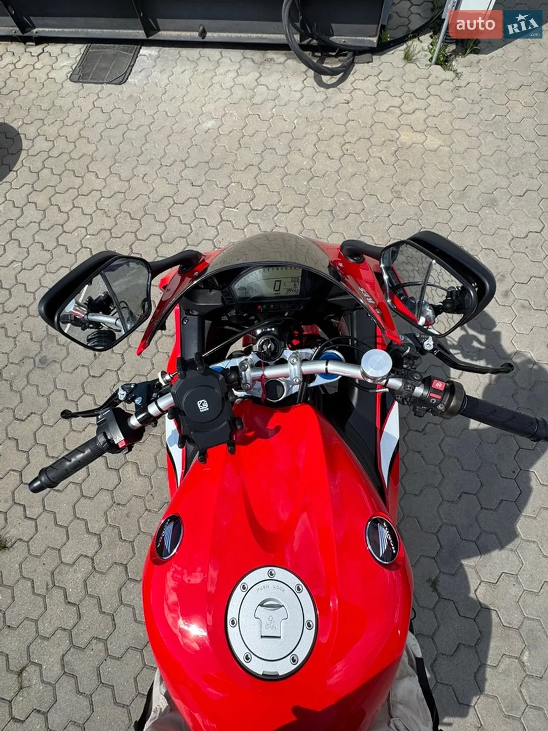 Honda CBR 1000RA 2011 VIN JH2SC59C4CK301168 фото оголошення 6 з 9