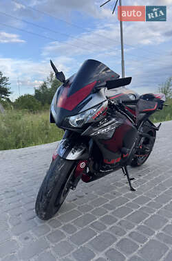Honda CBR 1000RR  2012