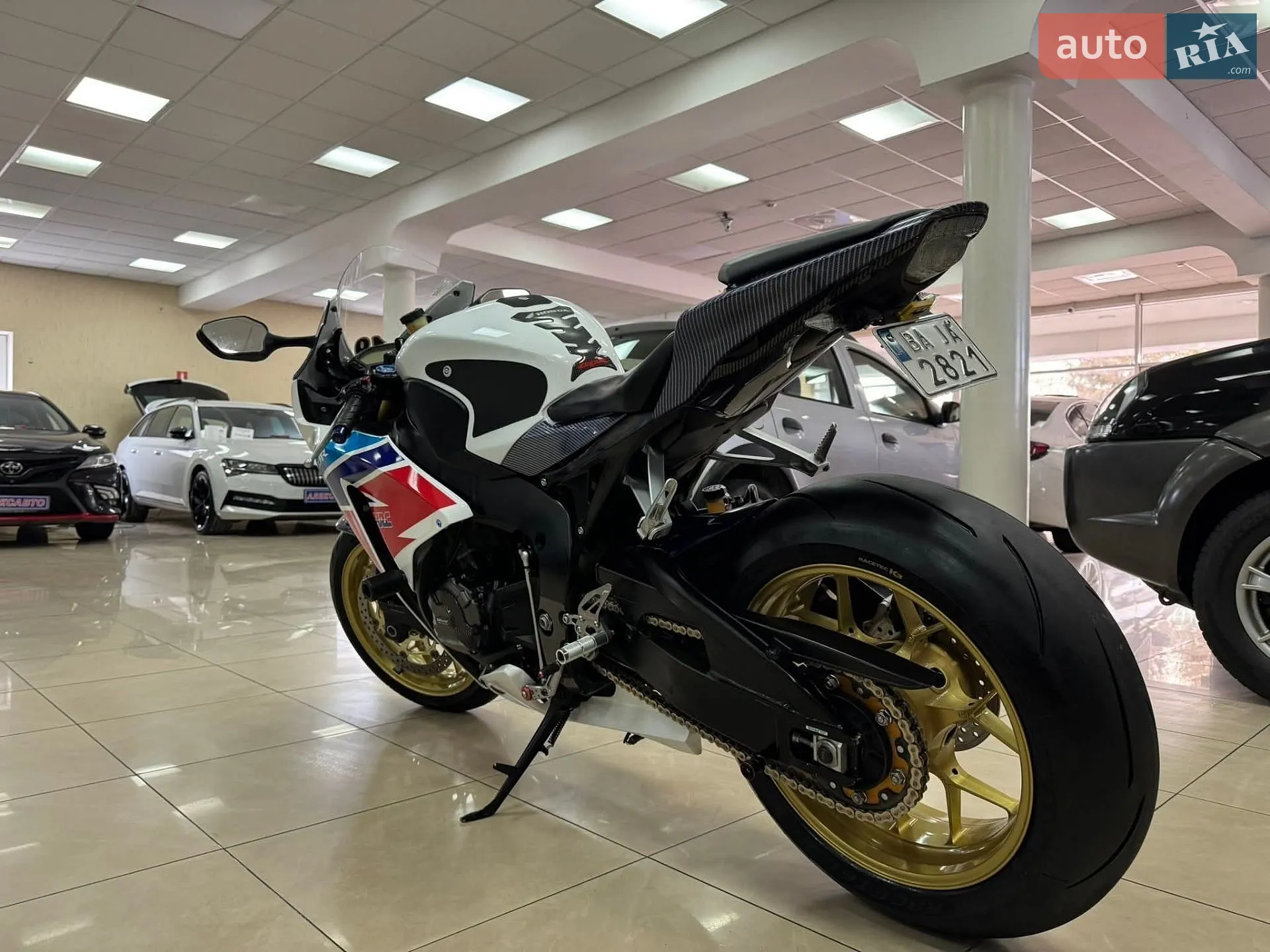 Honda CBR 1000RR 2014 VIN JH2SC59L6DK400107 фото оголошення 4 з 17