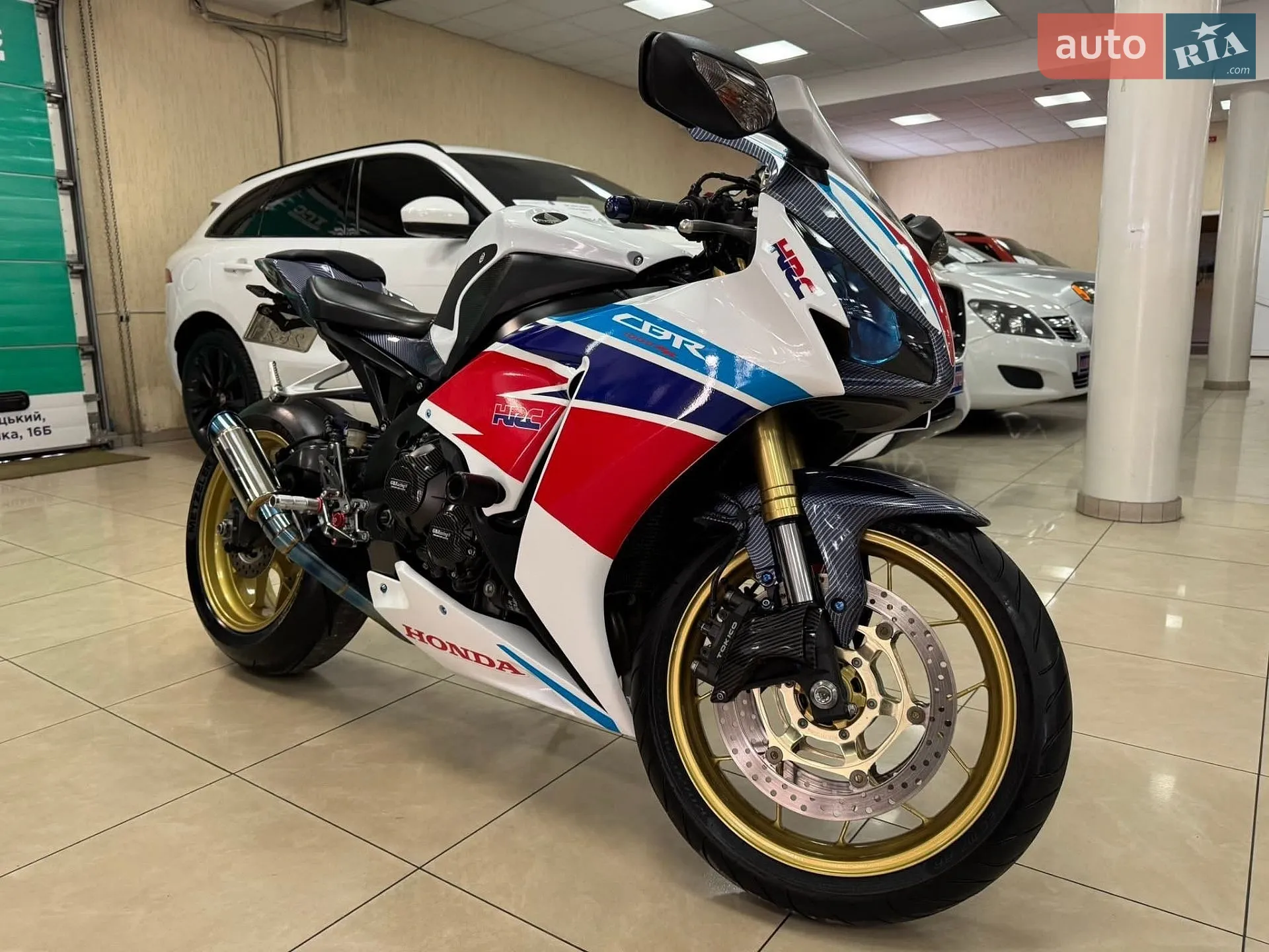 Honda CBR 1000RR 2014 VIN JH2SC59L6DK400107 фото оголошення 10 з 17
