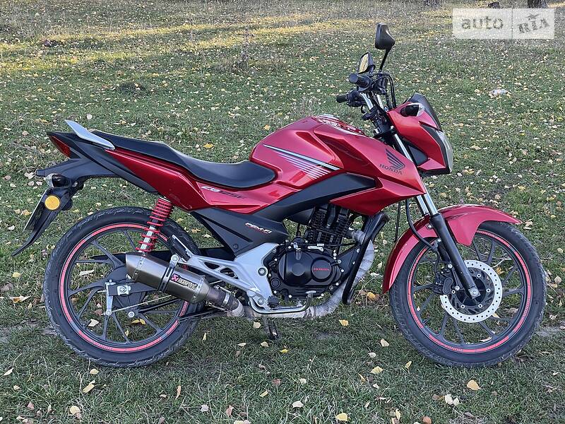 Мотоцикл Классик Honda CBR 125R