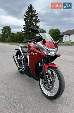 Honda CBR 250R  2011