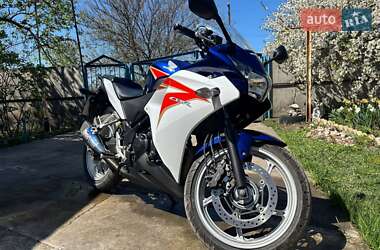 Honda CBR 250R 2011