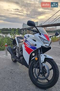 Honda CBR 250R  2013
