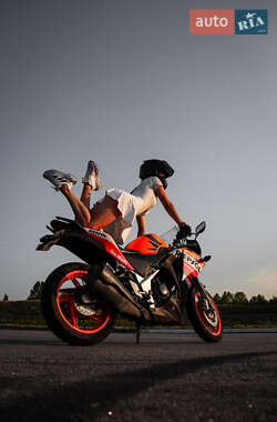 Honda CBR 250R  2014