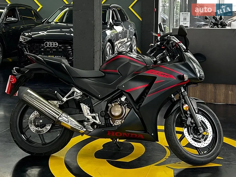 Honda CBR 300R 2019