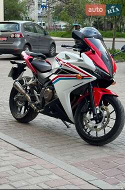 Honda CBR 400R  2016