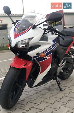 Honda CBR 400R  2013