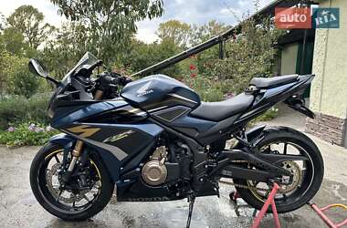 Honda CBR 400R 2022