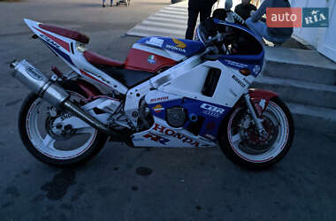 Honda CBR 400RR 1989