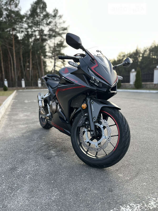 Спортбайк Honda CBR 500R