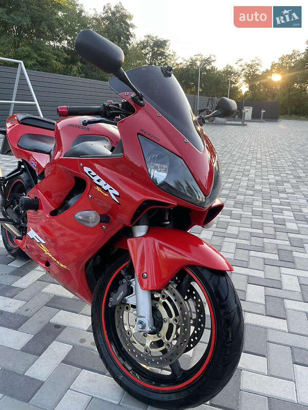 Honda CBR 600F4i