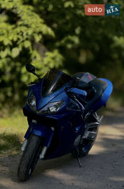 Honda CBR 600F4i 2002