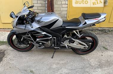 Honda CBR 600F rr 2005