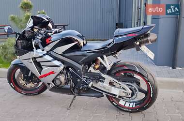 Honda CBR 600RR  2005