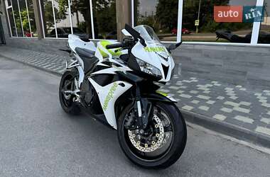 Honda CBR 600RR  2010
