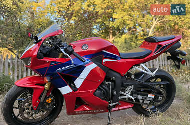 Honda CBR 600RR  2024