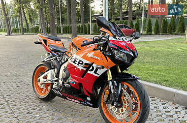 Honda CBR 600RR  2013