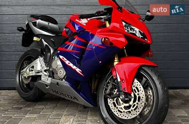 Honda CBR 600RR  2005