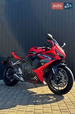 Honda CBR 650R  2023
