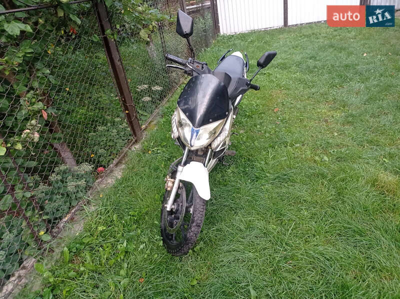 Мопеды Honda Challenger GRX 125RS