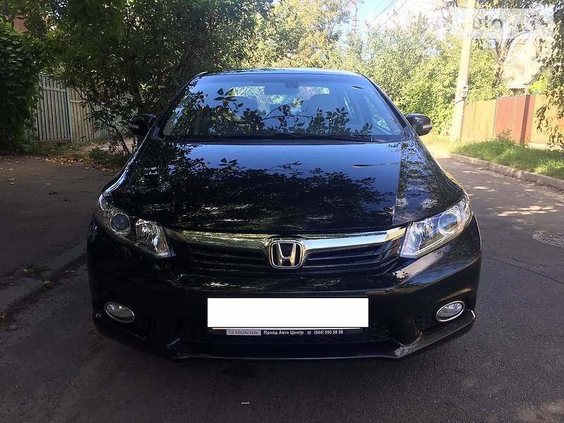 Honda Civic 2013 года