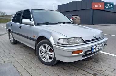Honda Civic  1990