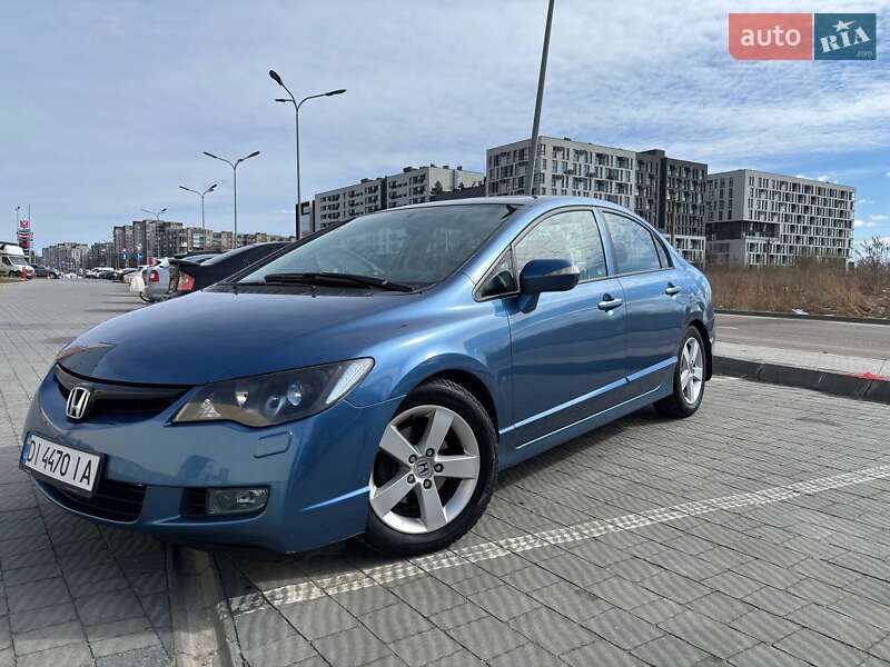 Седан Honda Civic