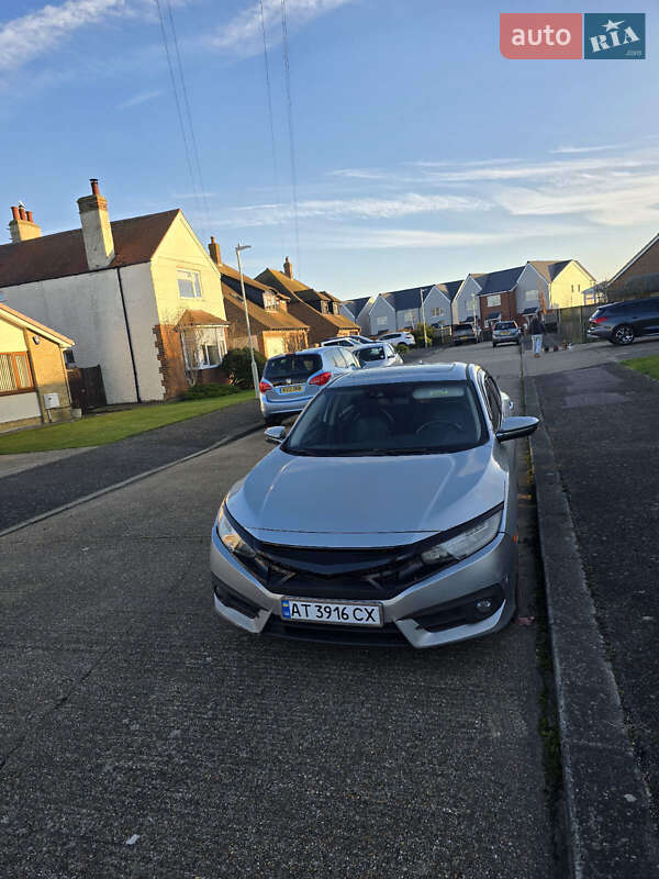 Седан Honda Civic