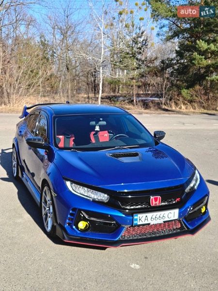 Хетчбек Honda Civic