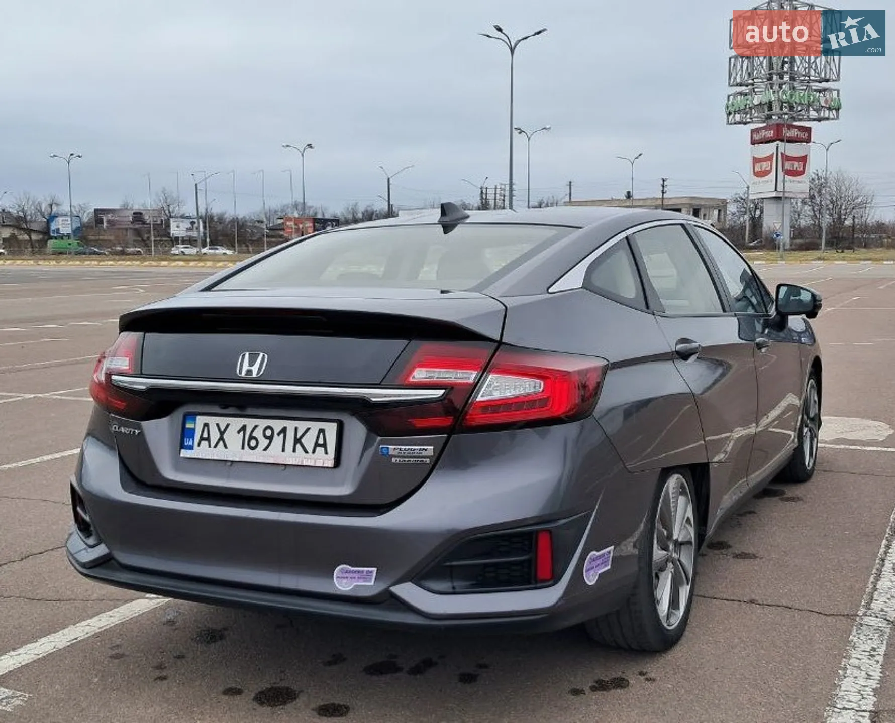 Honda Clarity 2019 VIN JHMZC5F38KC002415 фото оголошення 4 з 16