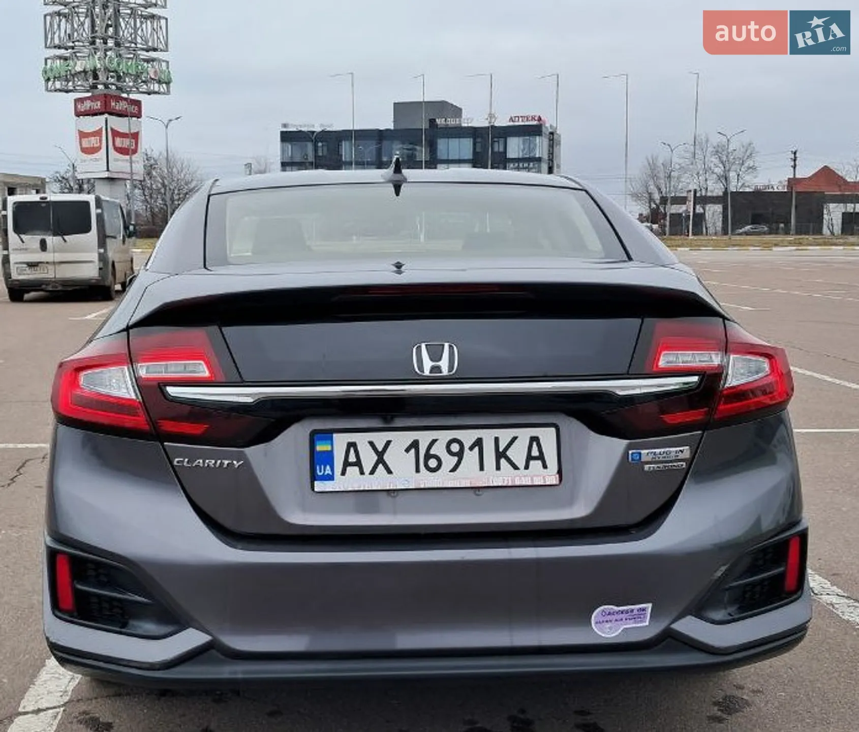 Honda Clarity 2019 VIN JHMZC5F38KC002415 фото оголошення 6 з 16