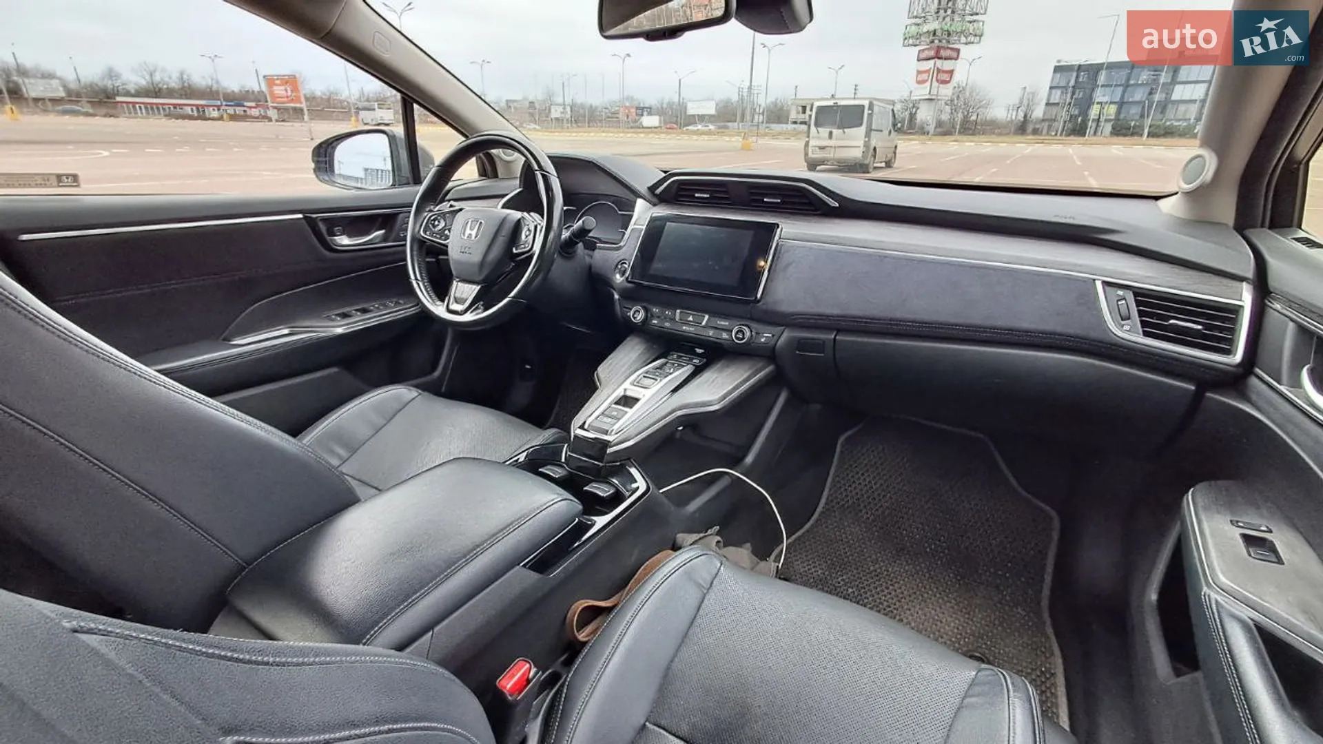 Honda Clarity 2019 VIN JHMZC5F38KC002415 фото оголошення 11 з 16