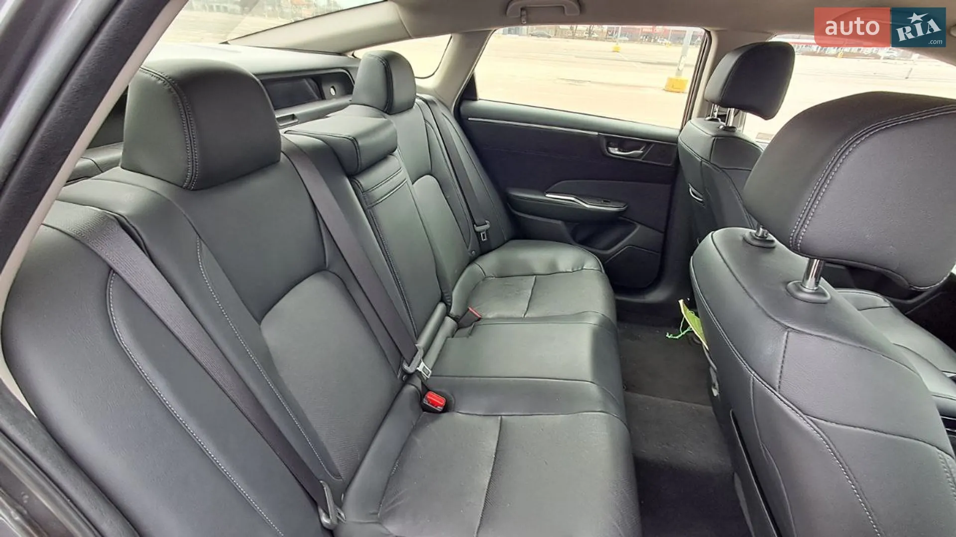 Honda Clarity 2019 VIN JHMZC5F38KC002415 фото оголошення 13 з 16