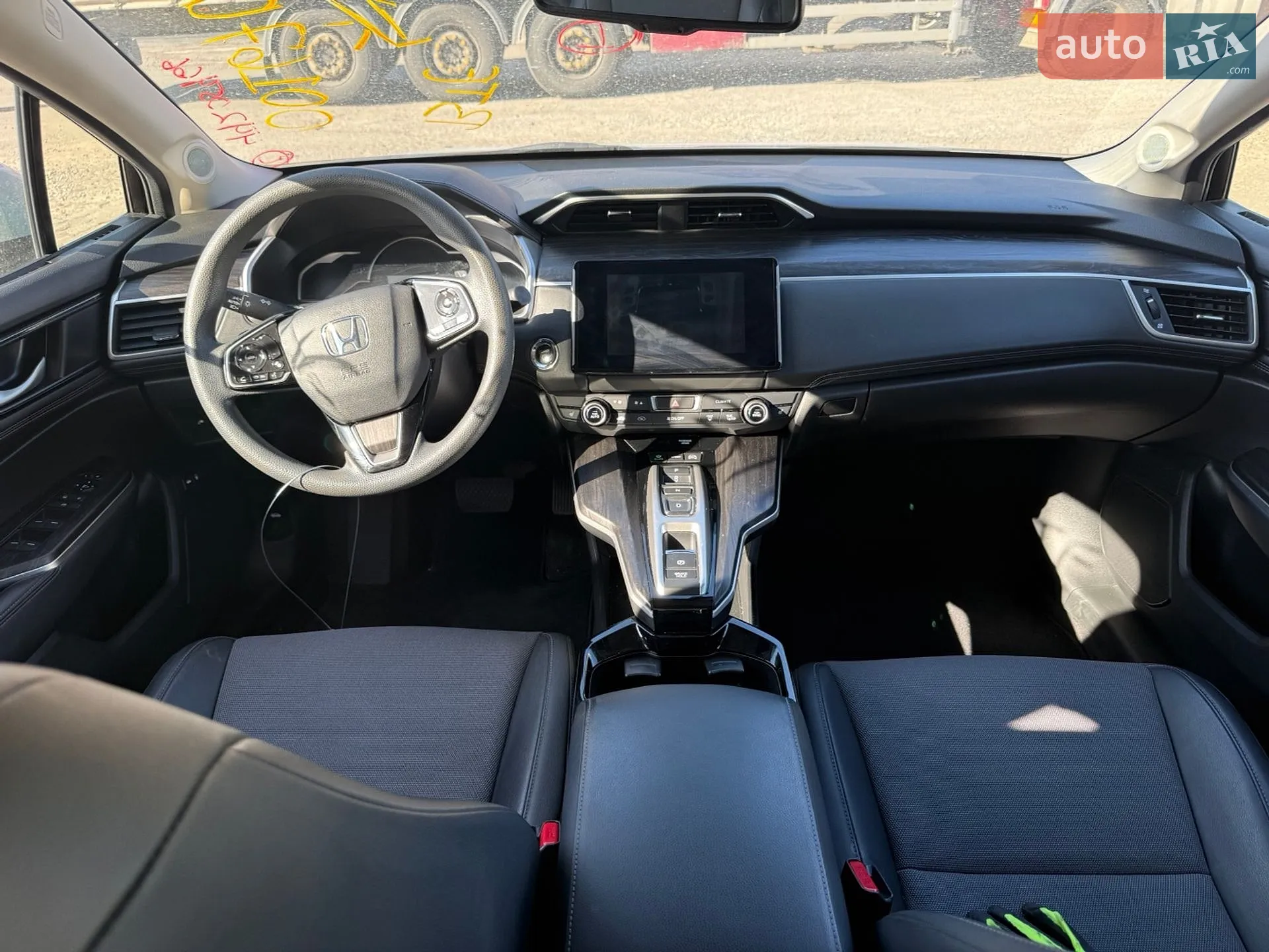 Honda Clarity 2020 VIN JHMZC5F16MC001670 фото оголошення 22 з 54
