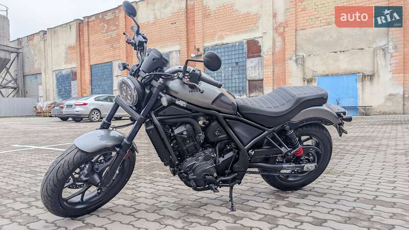 Мотоцикл Круизер Honda CMX 1100 Rebel D3