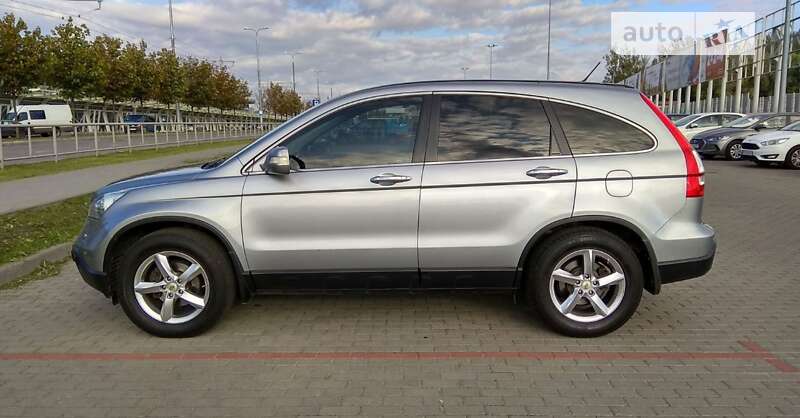 Легковые Honda CR-V