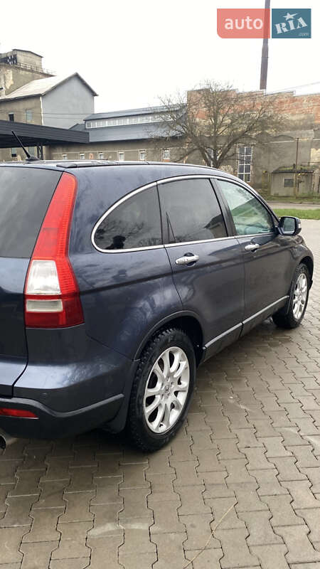 Внедорожник / Кроссовер Honda CR-V 2008 в Черновцах