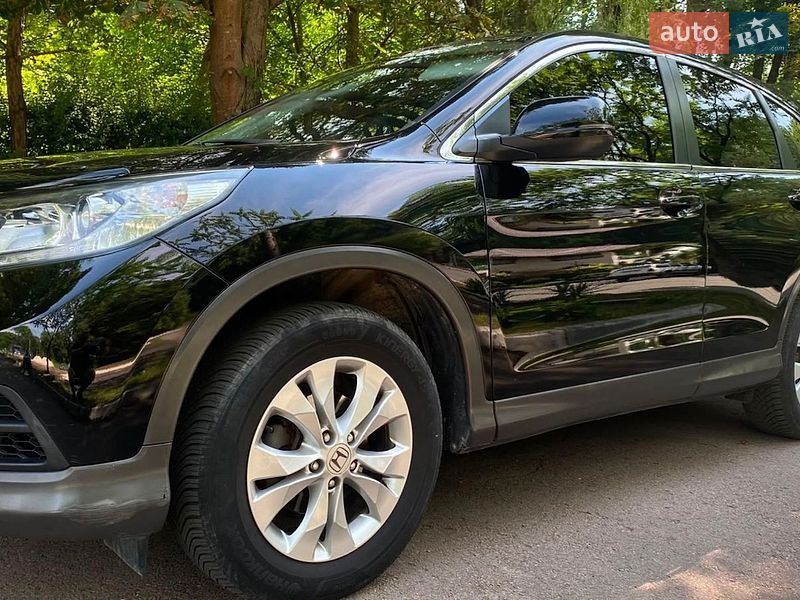 Внедорожник / Кроссовер Honda CR-V 2014 в Трускавце