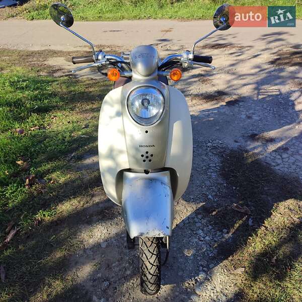 Мопеды Honda Crea Scoopy AF-55