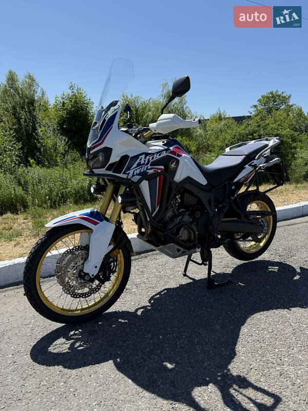 Мотоцикл Туризм Honda CRF 1000L Africa Twin