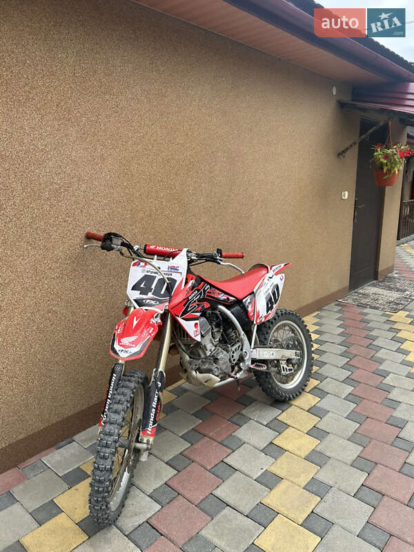 Мотоцикл Кросс Honda CRF 150R
